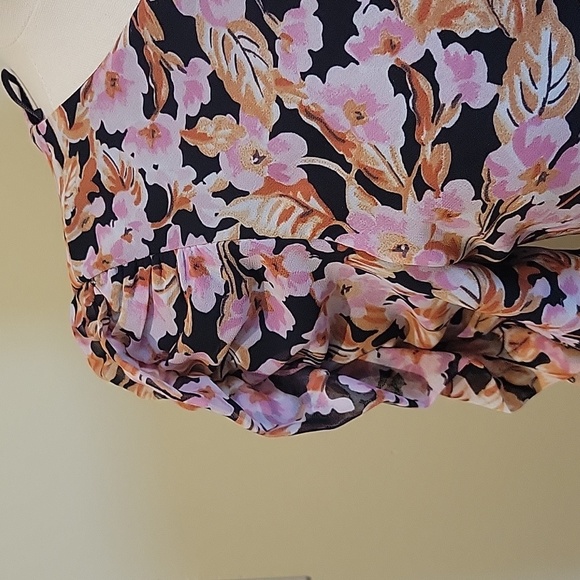 ZARA midi floral ruched dress in size M - Picture 3 of 6